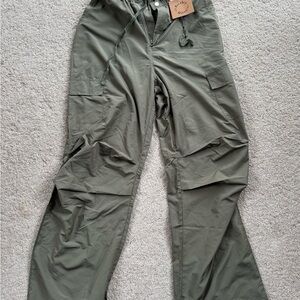 Women’s Green Cargo Pants